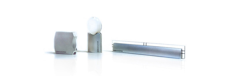 Werbegeschenke die der Produktesprache von Bang & Olufsen entsprechen. Rollmeter, Lupe, Wasserwaage. Jonadesign Jona Design Zürich